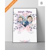 Plakat pamiątkowy ze zdjęciem dziecka w sercu otoczonym fioletowymi kwiatkami, dla chłopca jak i dla dziewczynki.